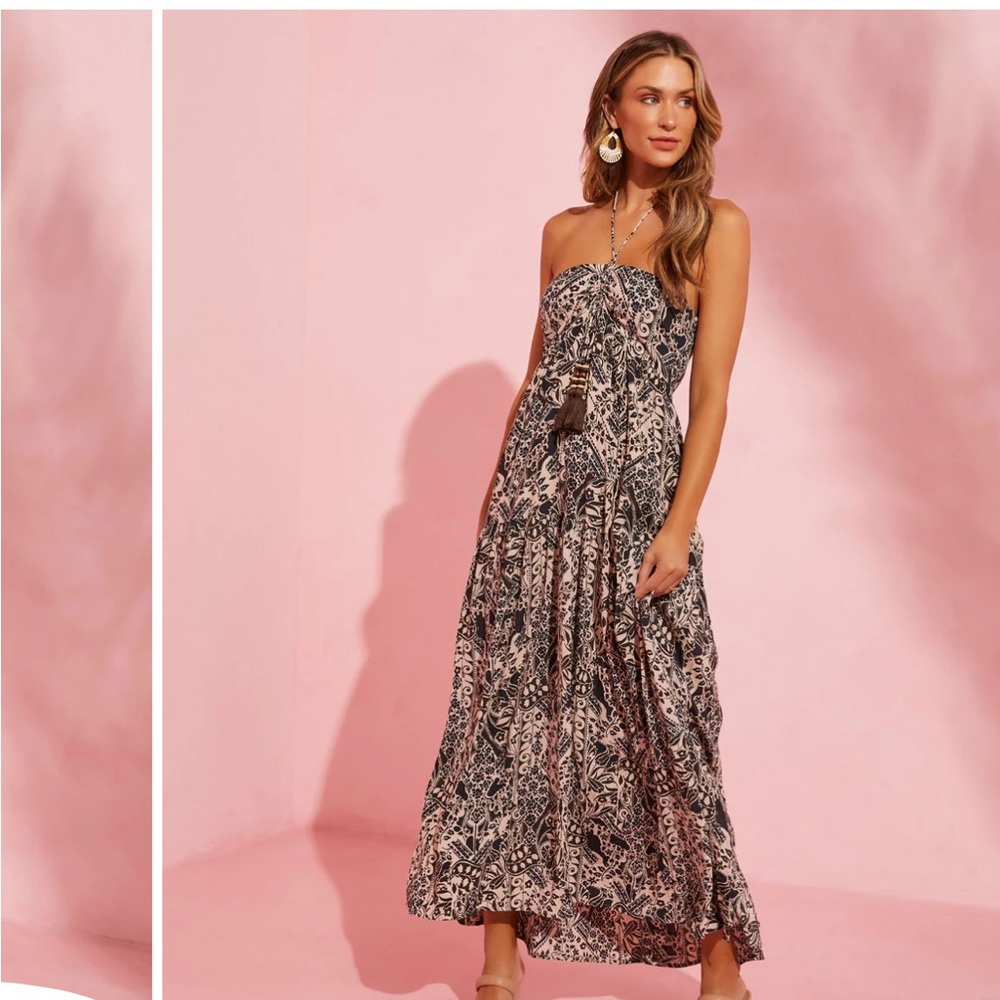 Vici Collection Paradera Printed Halter Maxi Dress - Black/White Size Large